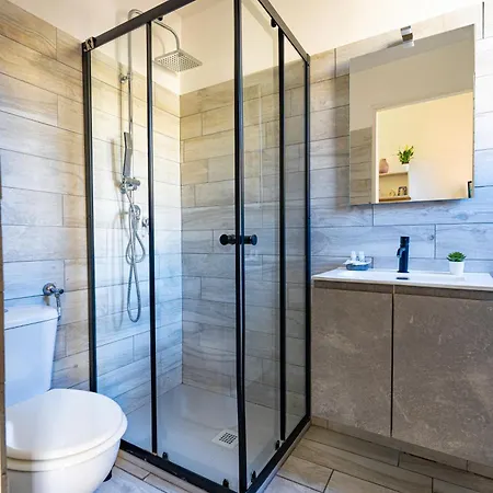 - Vatican Guest house 4*